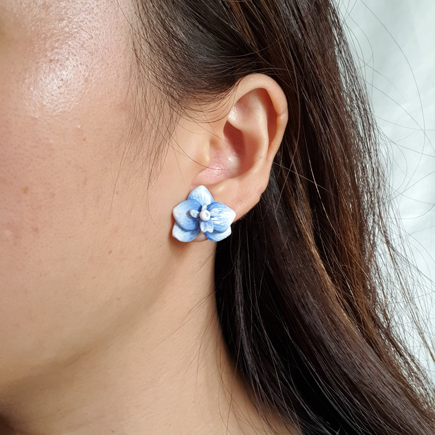 Orchid Stud Porcelain Blue