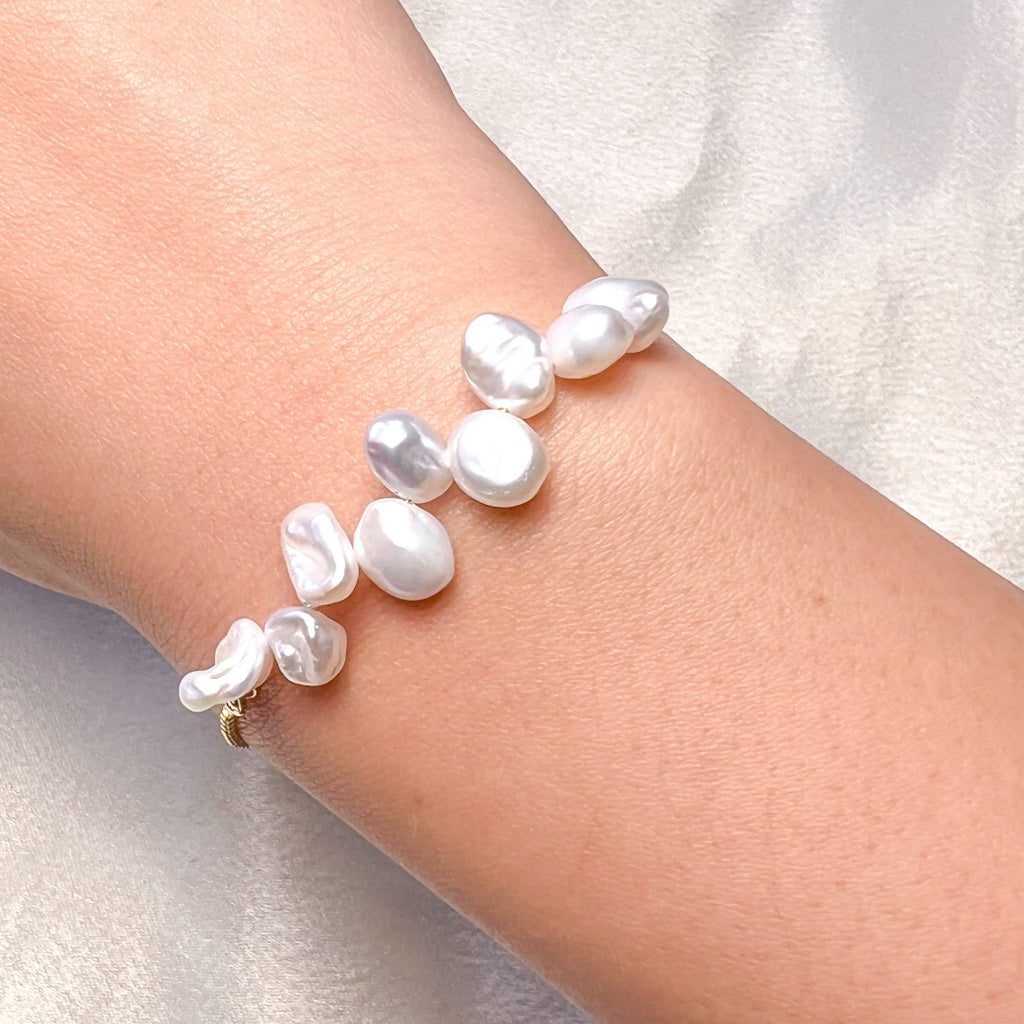 Fresia Pearl Bracelet
