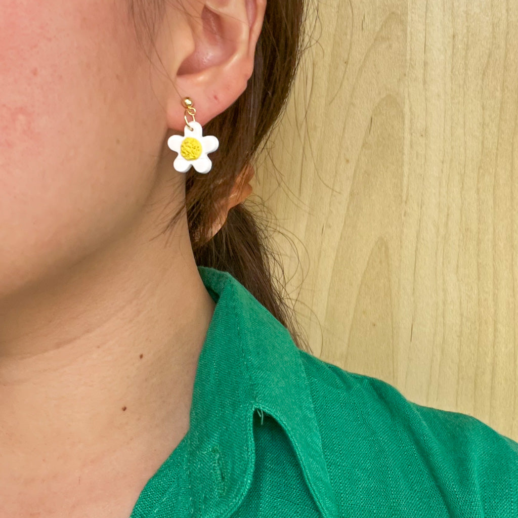 Modern Daisy Petite Dangle