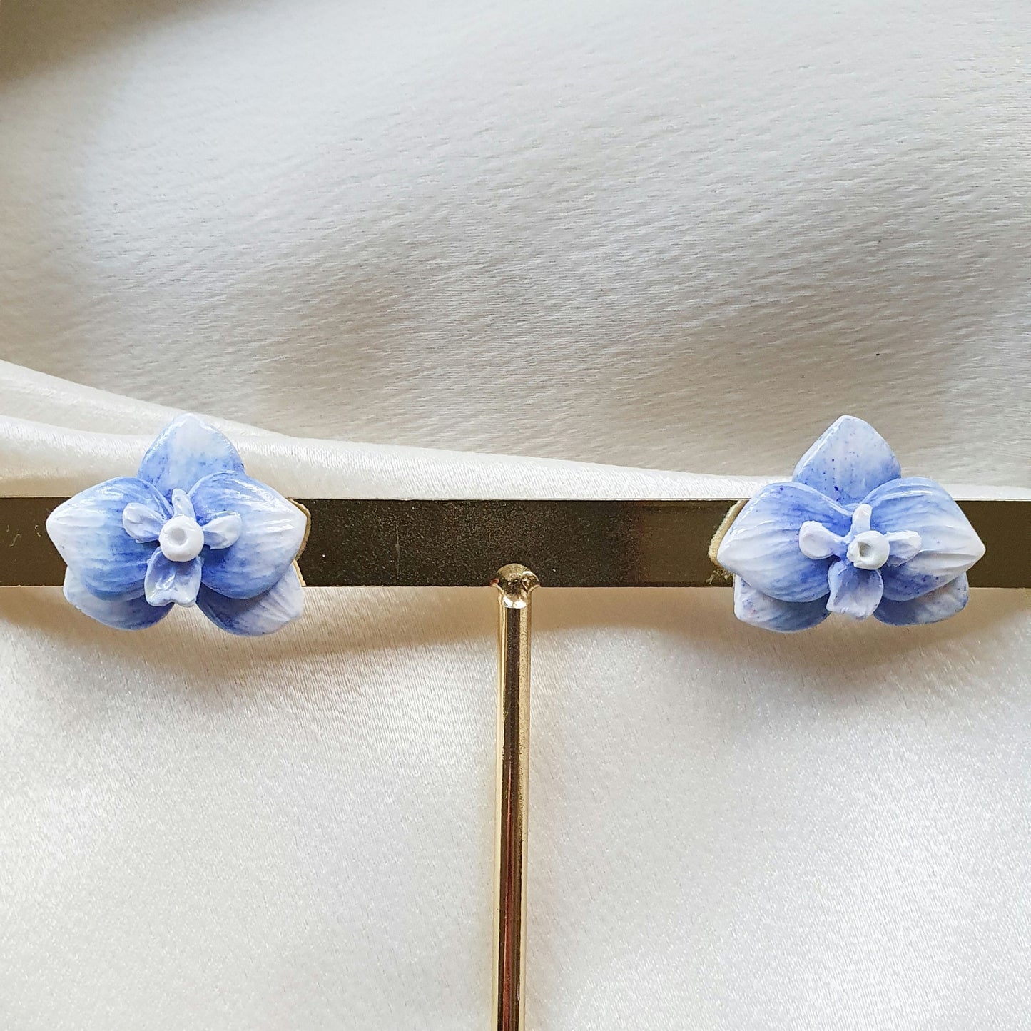 Orchid Stud Porcelain Blue