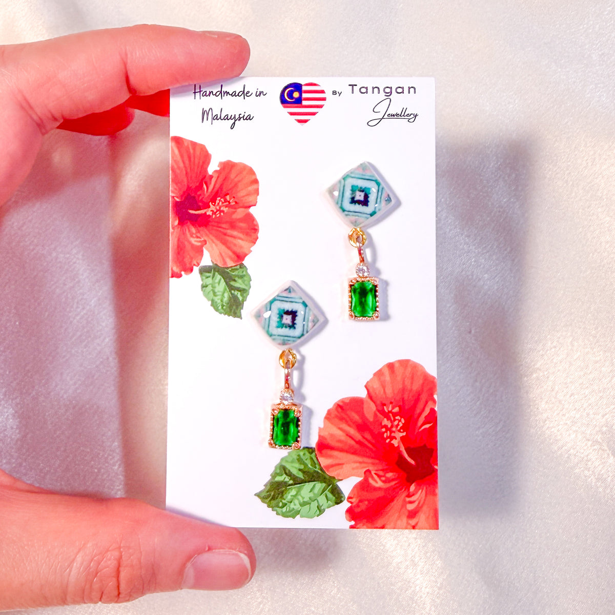 Pequena Nyonya Tile Earring