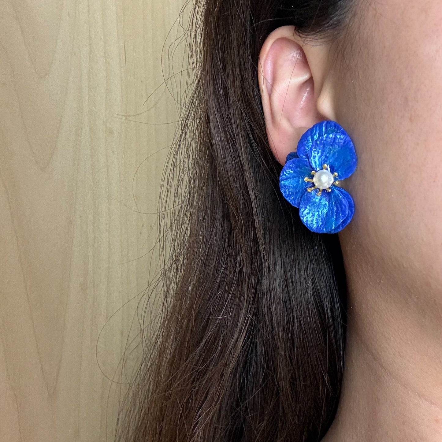 Cobalt Blue Flower stud