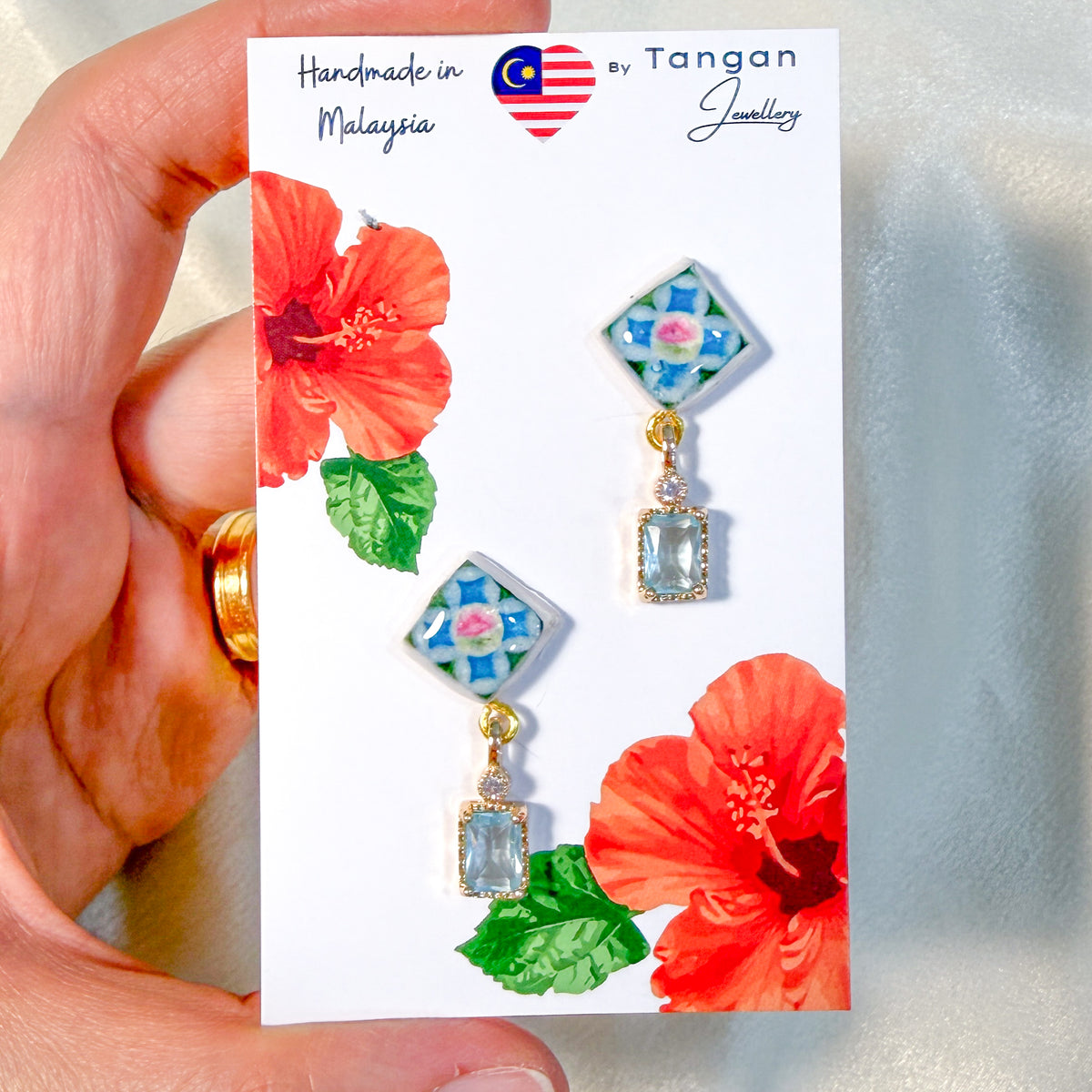 Pequena Nyonya Tile Earring