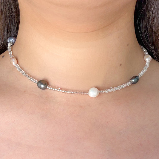 Pearly Pearls Necklace