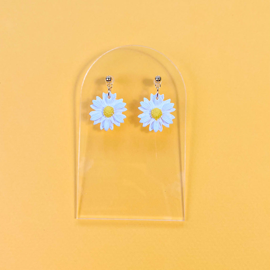 Daisy Petite Earring