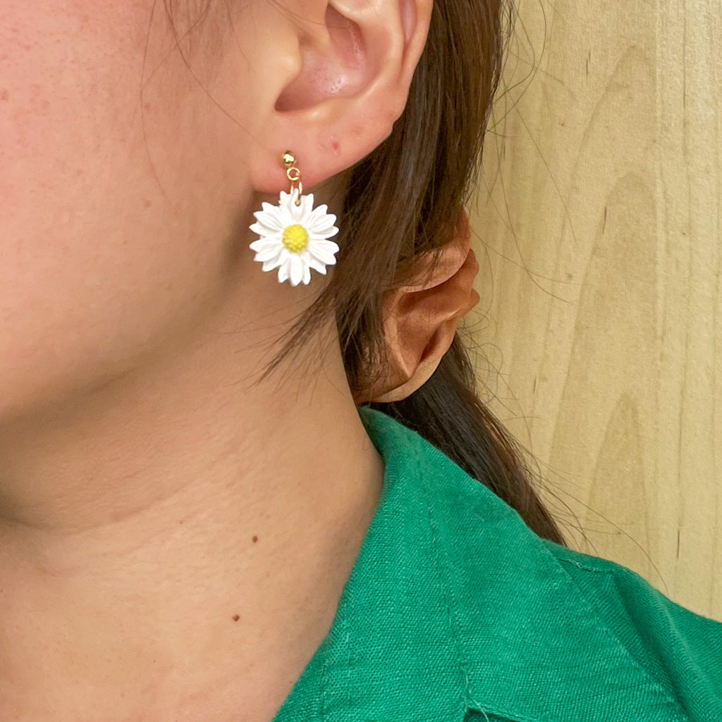 Daisy Petite Earring